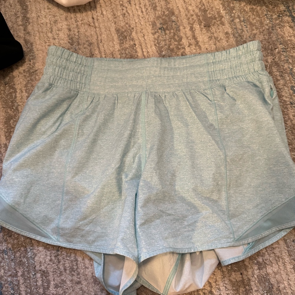 Lululemon hotty hot